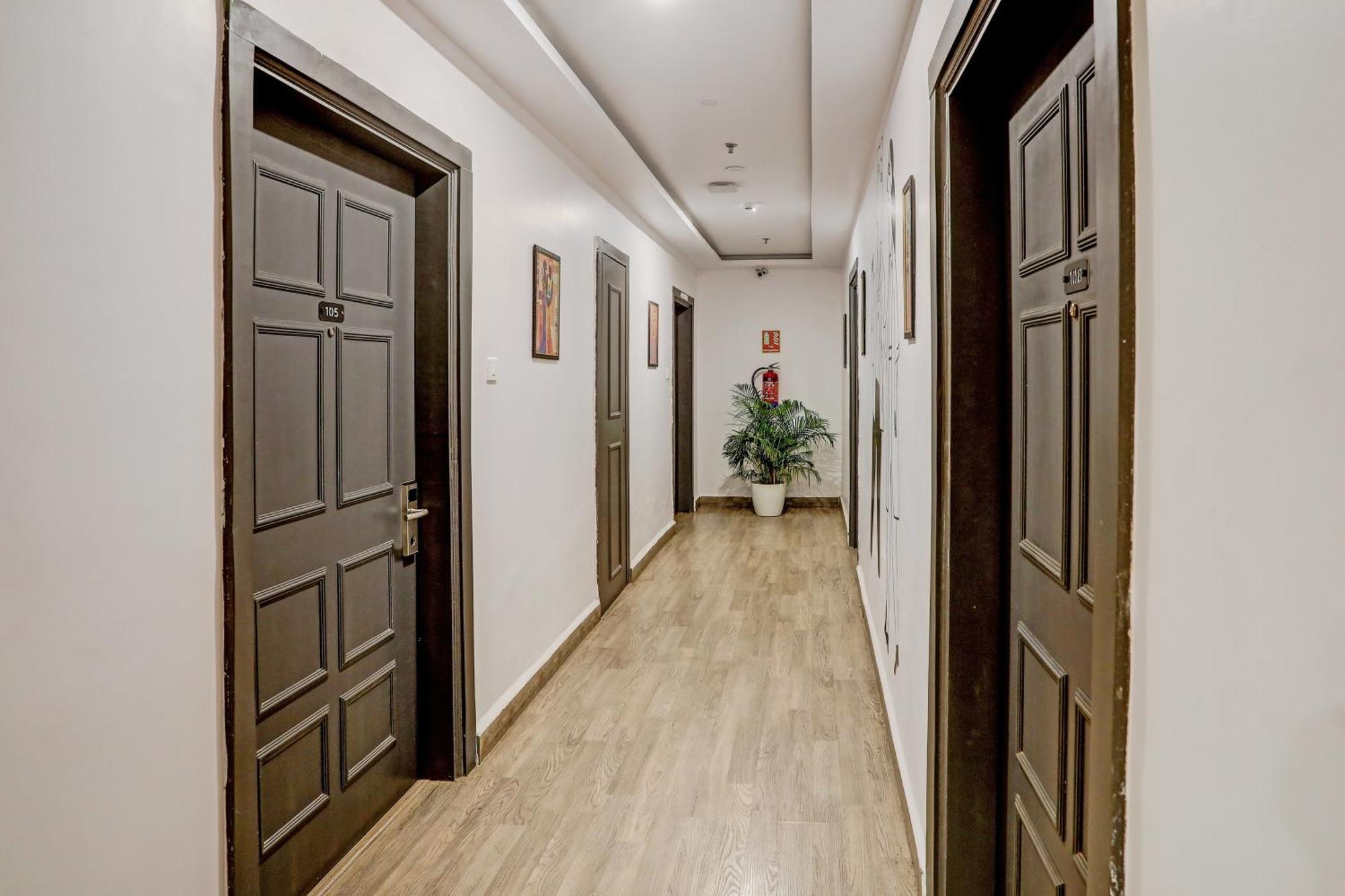 Super Townhouse Swain Heritage Bhubaneswar Extérieur photo