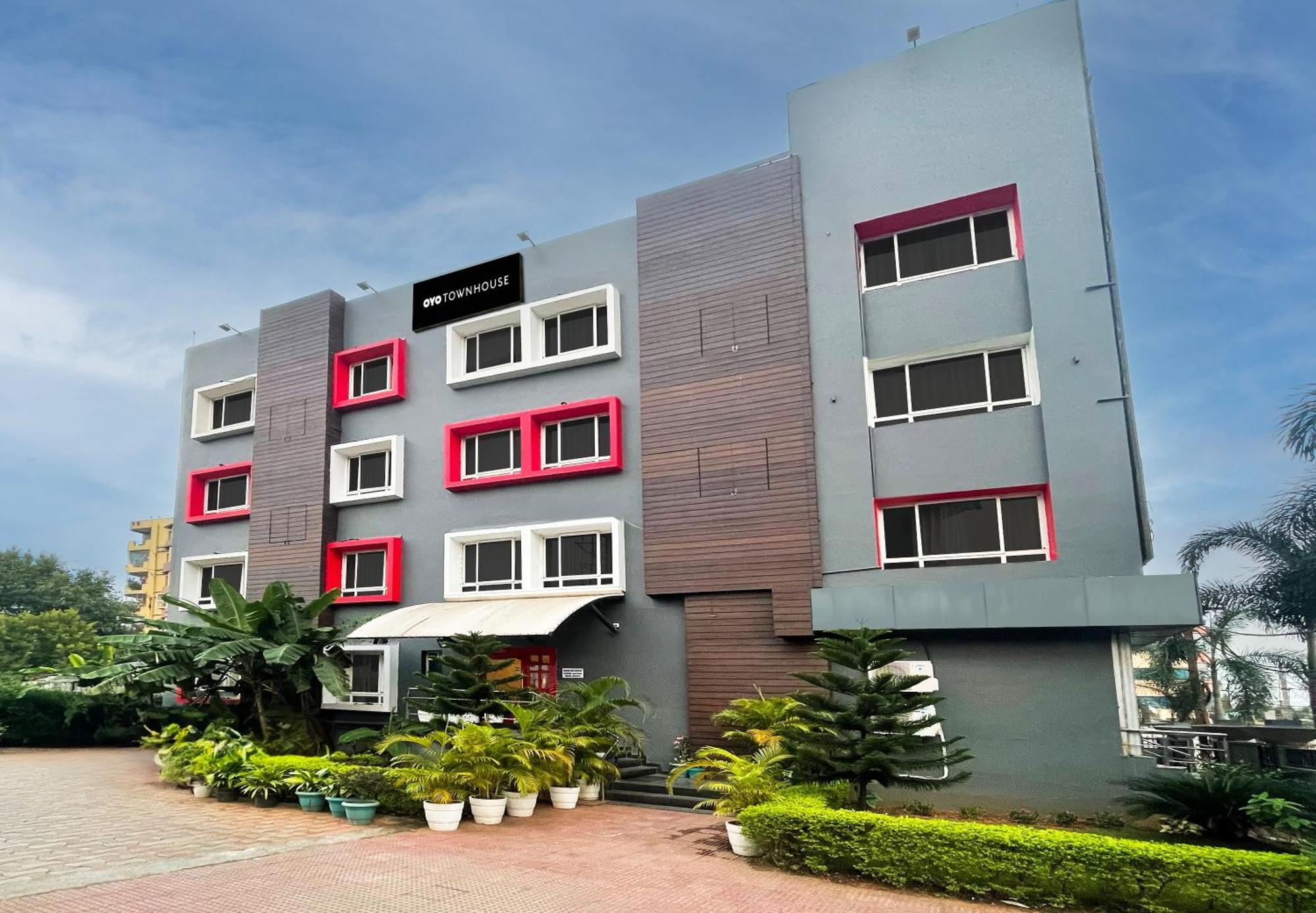 Super Townhouse Swain Heritage Bhubaneswar Extérieur photo