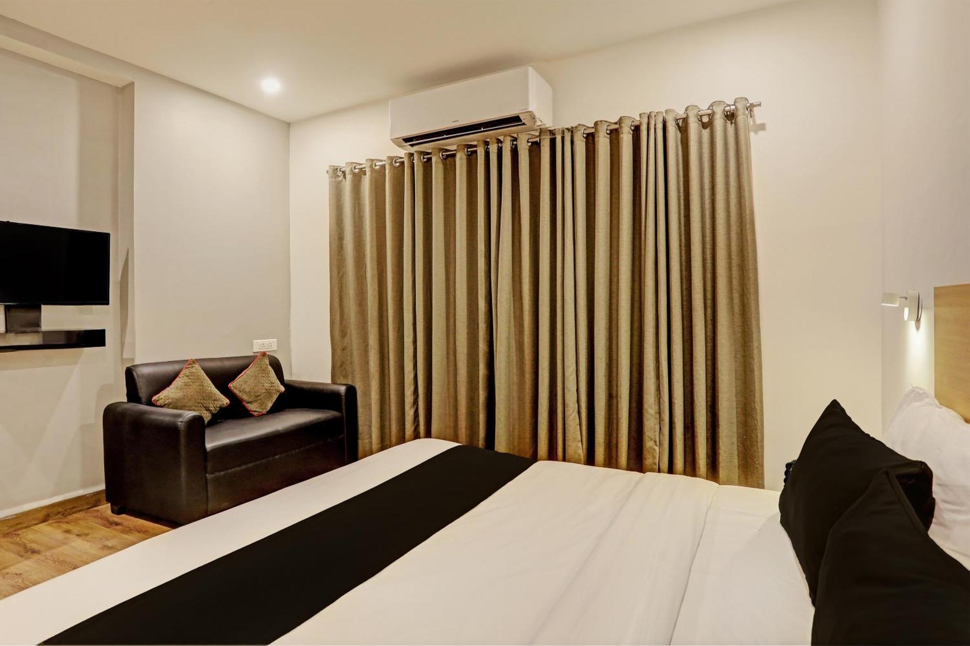 Super Townhouse Swain Heritage Bhubaneswar Extérieur photo