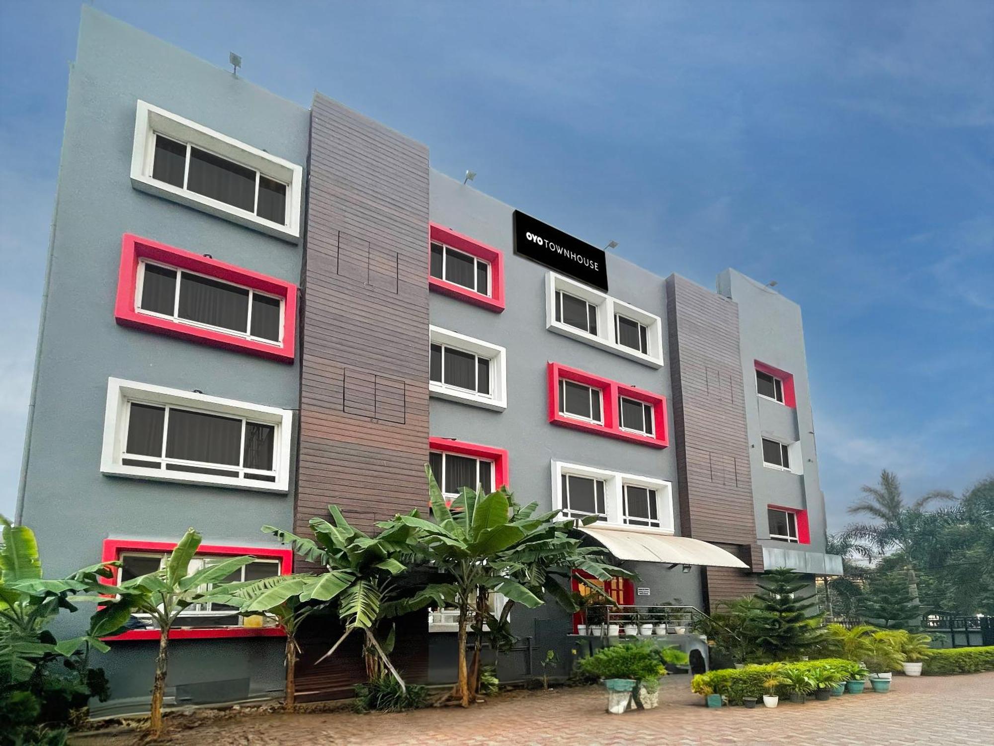 Super Townhouse Swain Heritage Bhubaneswar Extérieur photo