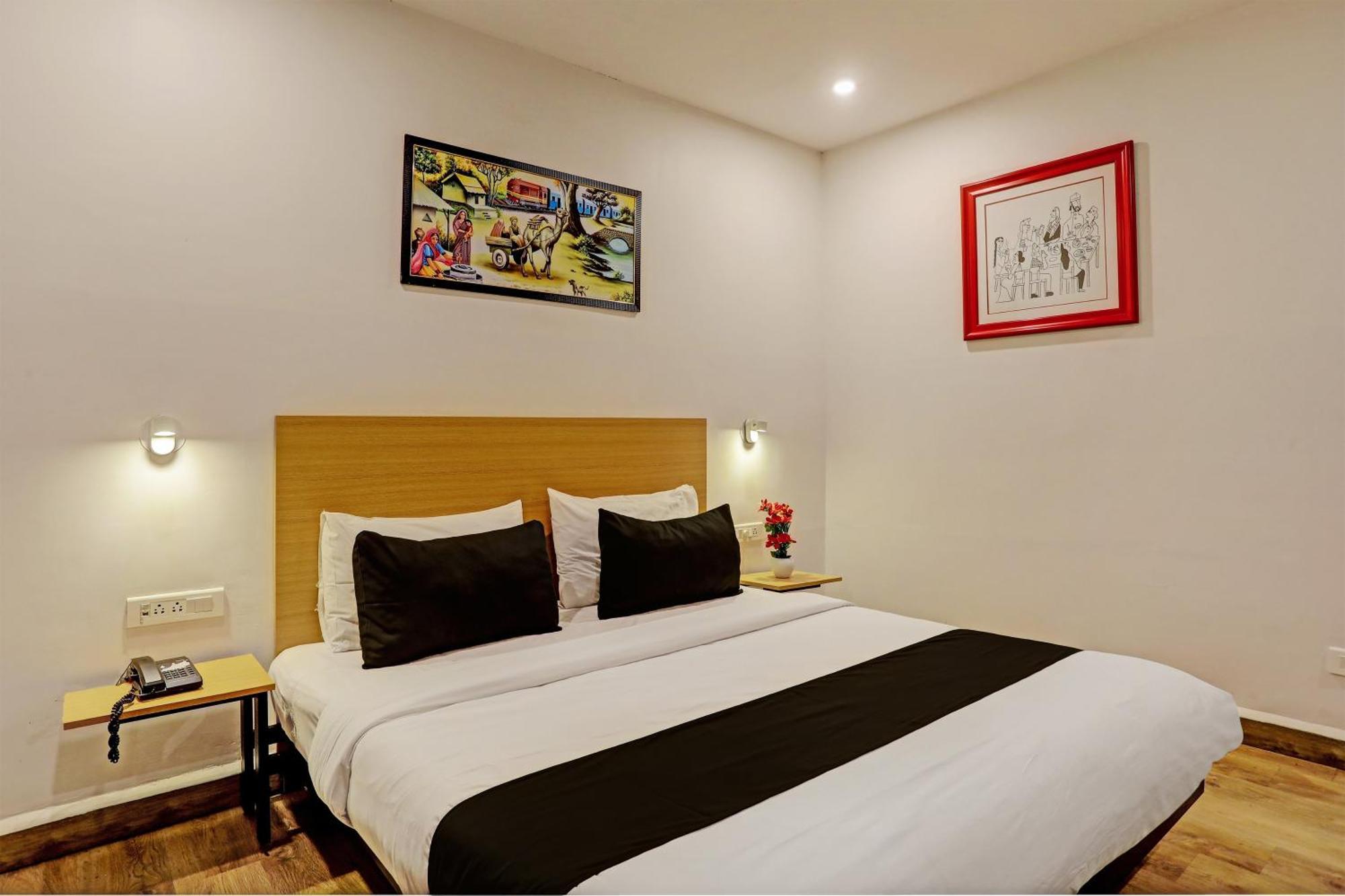Super Townhouse Swain Heritage Bhubaneswar Extérieur photo