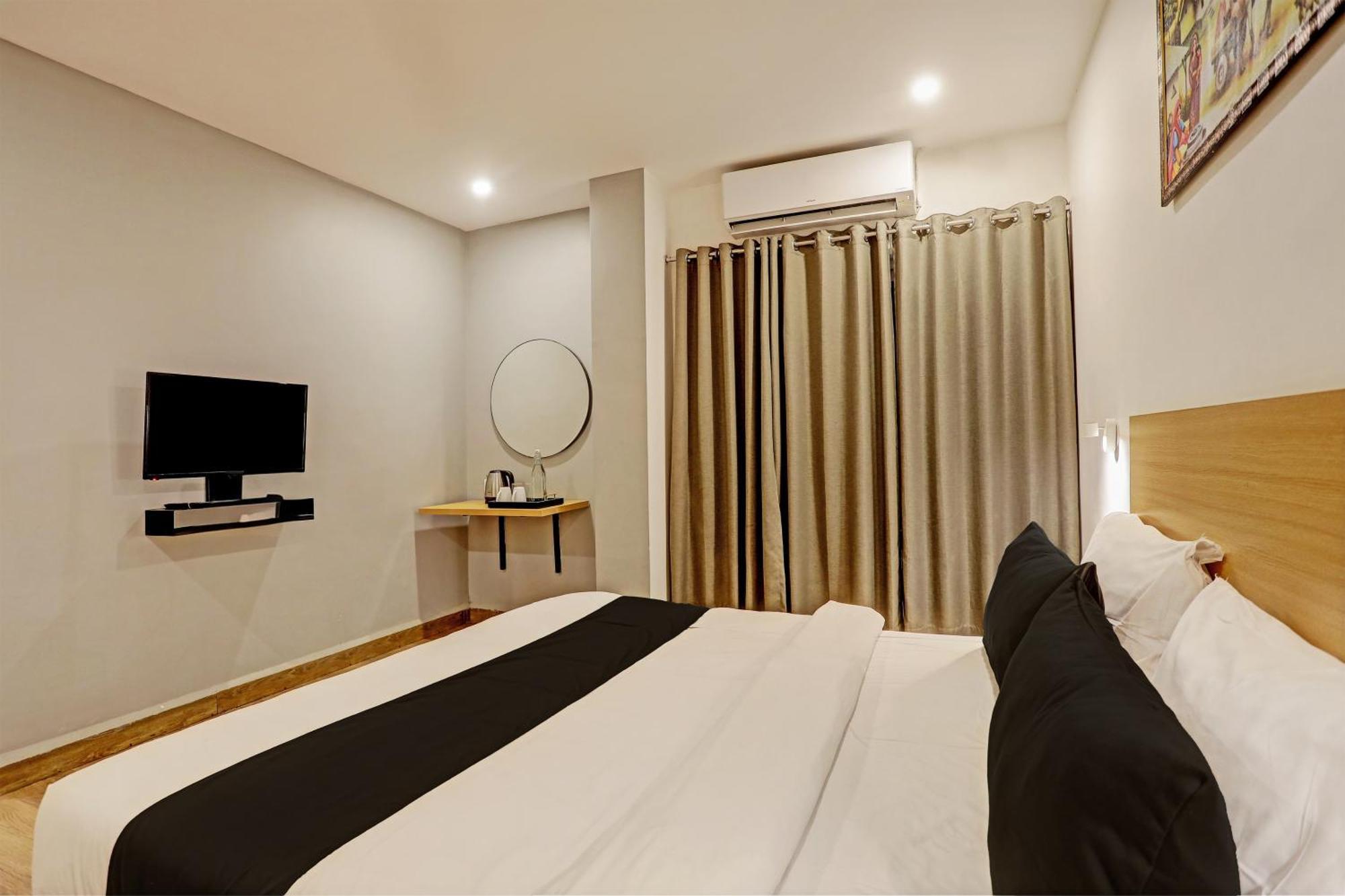 Super Townhouse Swain Heritage Bhubaneswar Extérieur photo